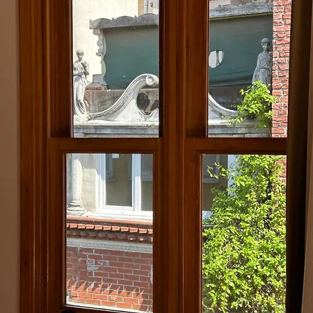 Balat Rose - Charming Wooden House With Terrace