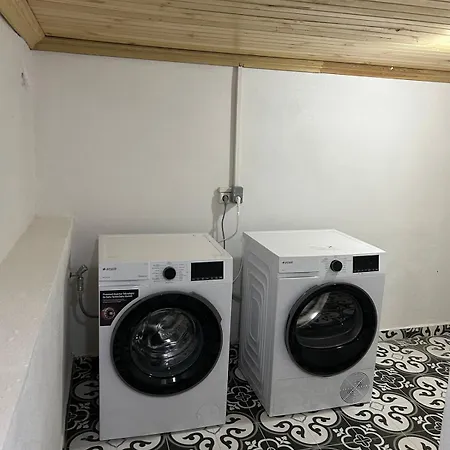 Balat Rose - Charming Wooden House With Terrace Isztambul