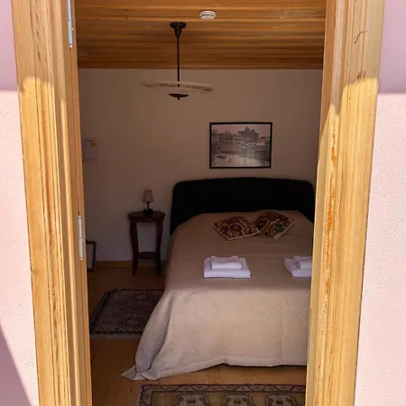 Villa Balat Rose - Charming Wooden House With Terrace Isztambul