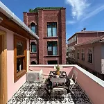 Balat Rose - Charming Wooden House With Terrace Willa