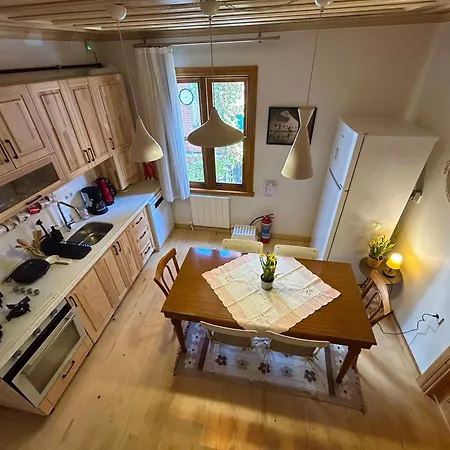 Vila Balat Rose - Charming Wooden House With Terrace *