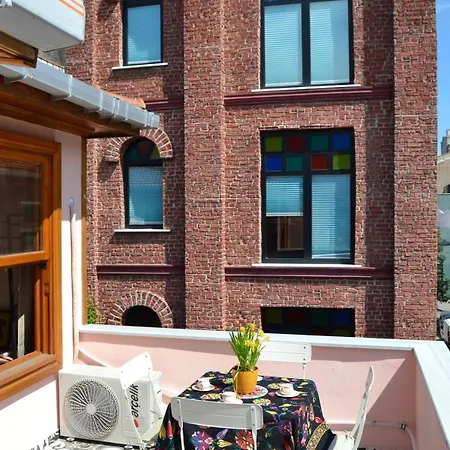 빌라 Balat Rose - Charming Wooden House With Terrace