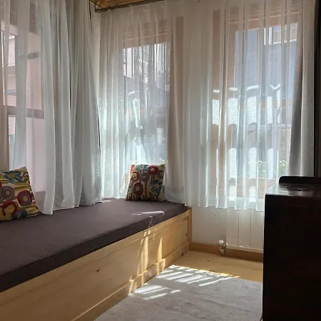 Balat Rose - Charming Wooden House With Terrace