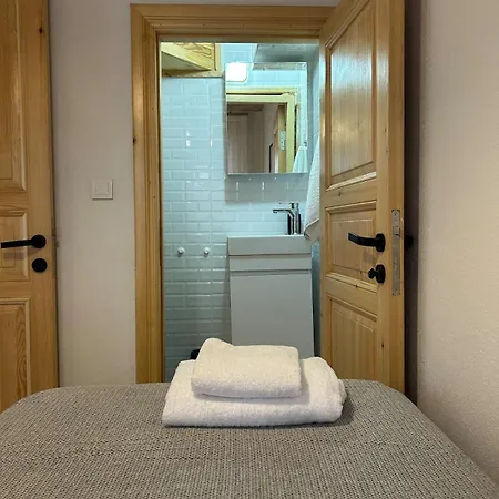 Вилла Balat Rose - Charming Wooden House With Terrace Стамбул