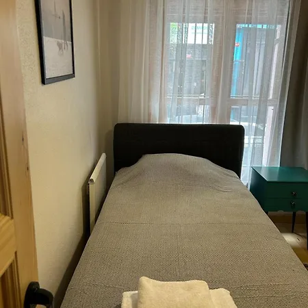 Balat Rose - Charming Wooden House With Terrace * Стамбул